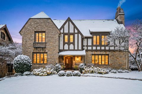 2730 E Menlo Blvd, Shorewood, WI 53211 - #: 1933967