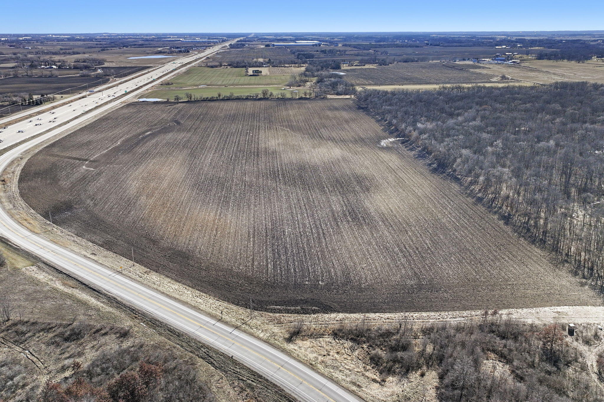 Lt1 W Frontage Rd