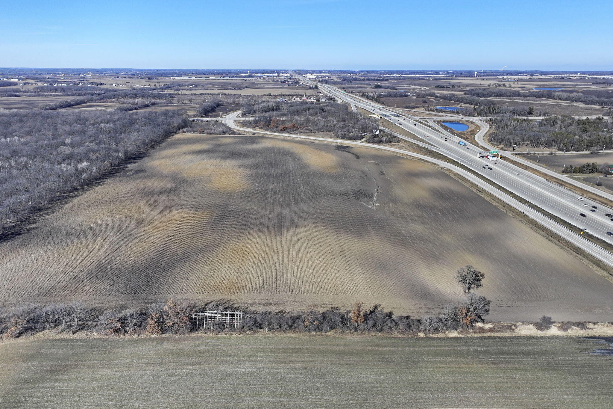 Lt1 W Frontage Rd