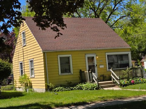 Photo of 3769 N 37th St, Milwaukee, WI 53216 (MLS # 1965286)