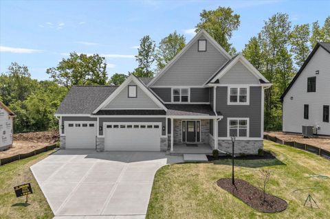 Photo of N54W19277 Broadwing Pl, Menomonee Falls, WI 53051 (MLS # 1921239)