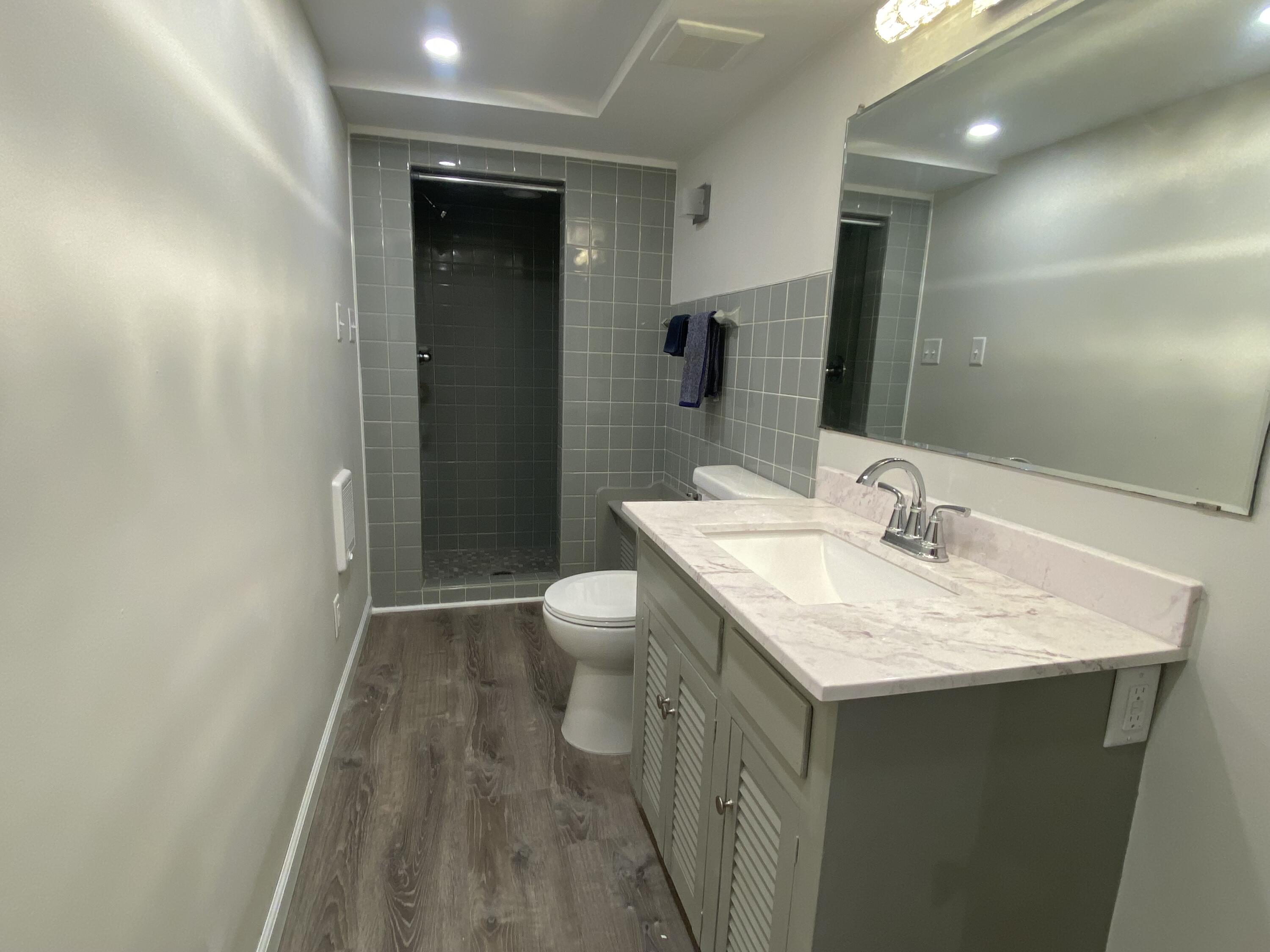 Fredonia, Wisconsin 53021, United States, 4 Bedrooms Bedrooms, ,3 BathroomsBathrooms,Residential,Pending,188563