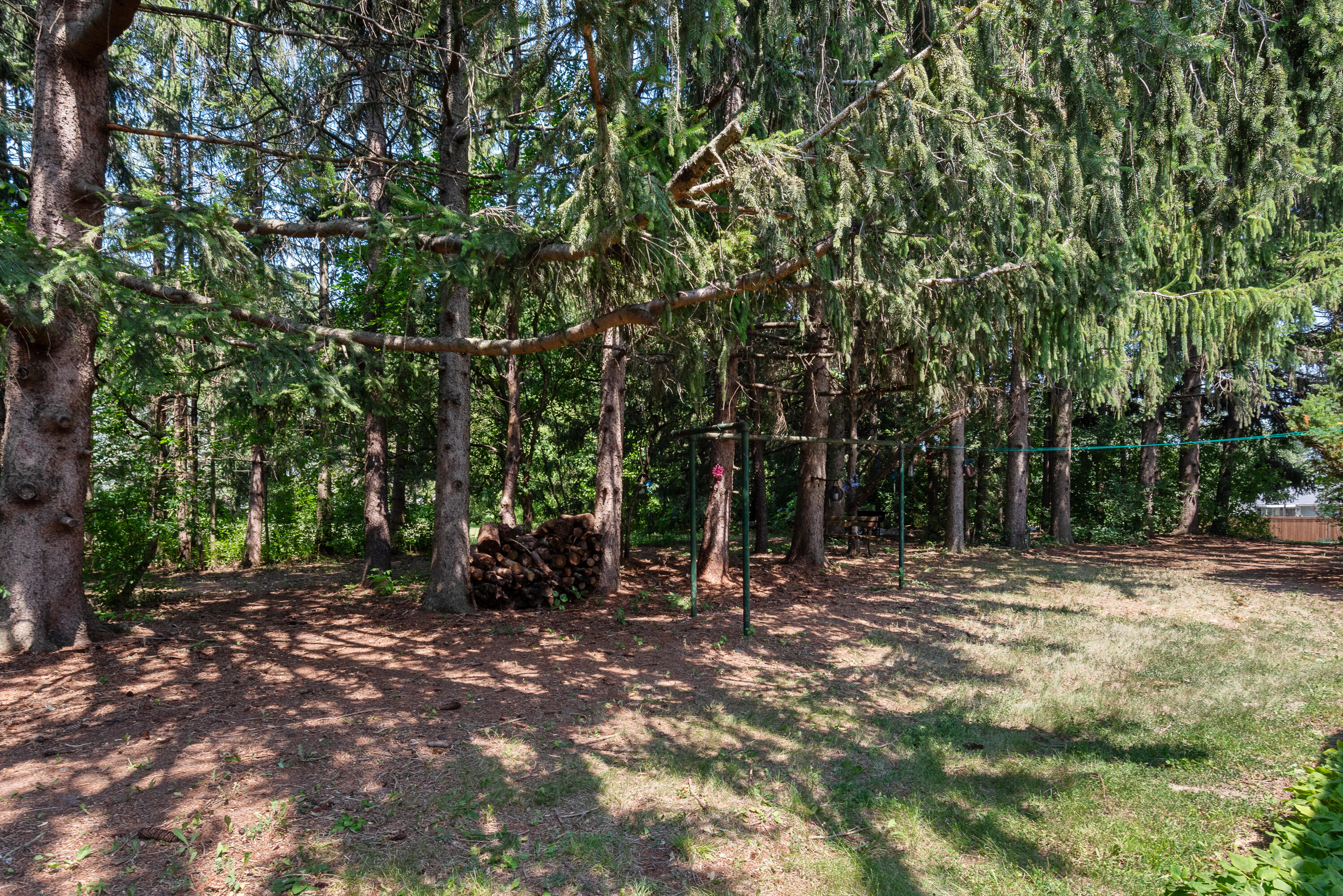 Fredonia, Wisconsin 53021, United States, 4 Bedrooms Bedrooms, ,3 BathroomsBathrooms,Residential,Pending,188563