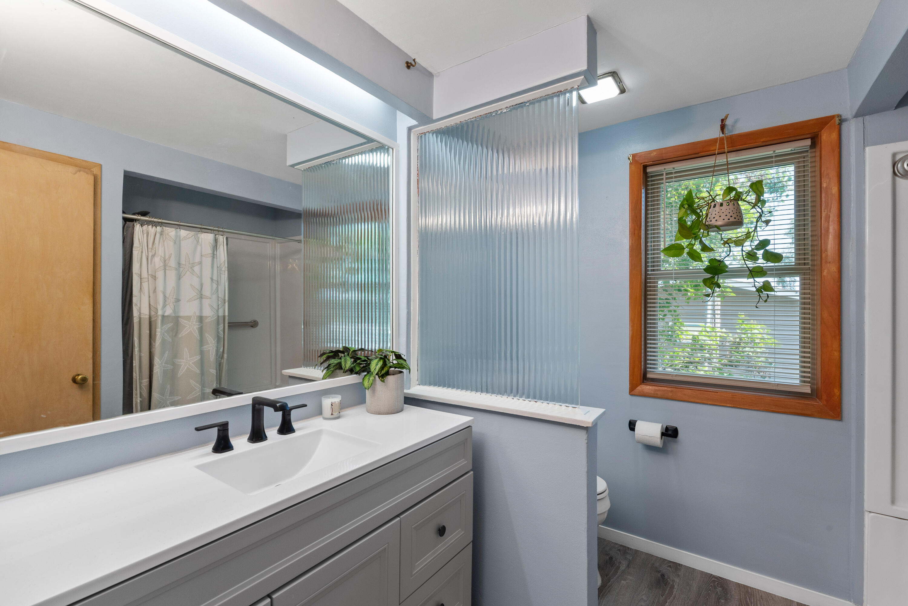 Fredonia, Wisconsin 53021, United States, 4 Bedrooms Bedrooms, ,3 BathroomsBathrooms,Residential,Pending,188563