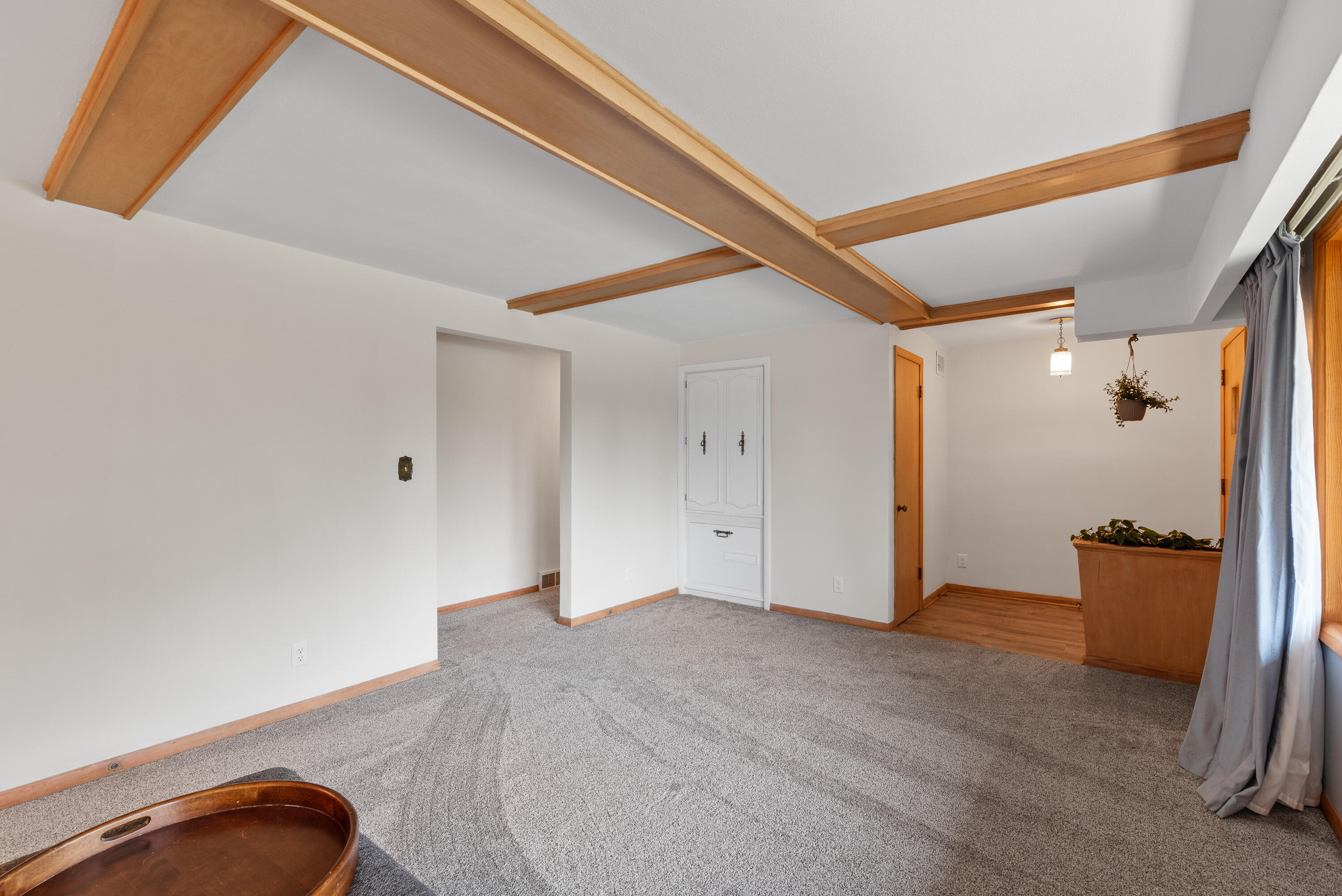 Fredonia, Wisconsin 53021, United States, 4 Bedrooms Bedrooms, ,3 BathroomsBathrooms,Residential,Pending,188563