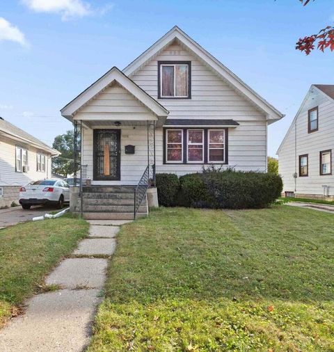 Photo of 5076 N 47th St, Milwaukee, WI 53218 (MLS # 1970760)