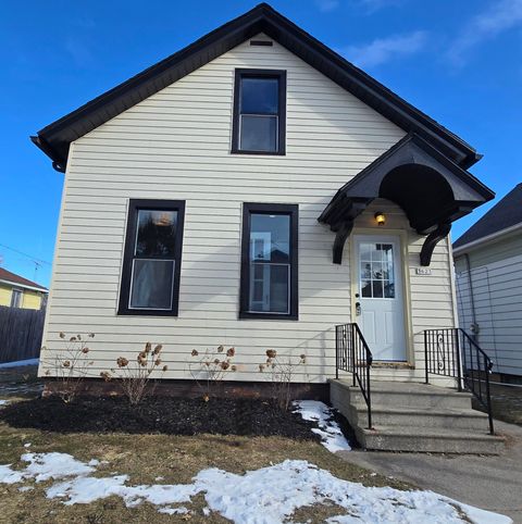 Photo of 1623 S 13th St, Sheboygan, WI 53081 (MLS # 1949256)