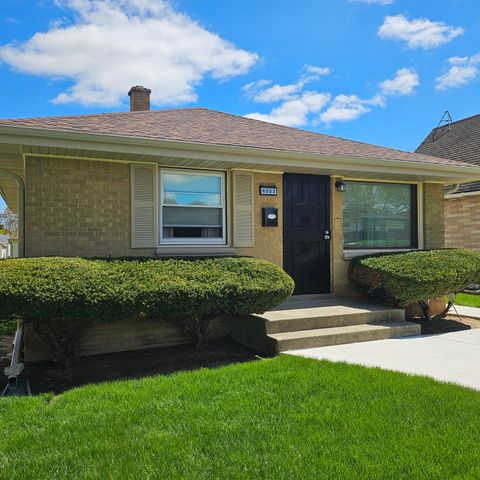 Photo of 4052 N 87th St, Milwaukee, WI 53222 (MLS # 1960367)