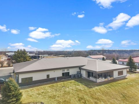 Photo of 2492 Crest Dr, Lyons, WI 53147 (MLS # 1952031)