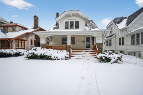 Photo of 2927 N 40th St, Milwaukee, WI 53210 (MLS # 1955053)