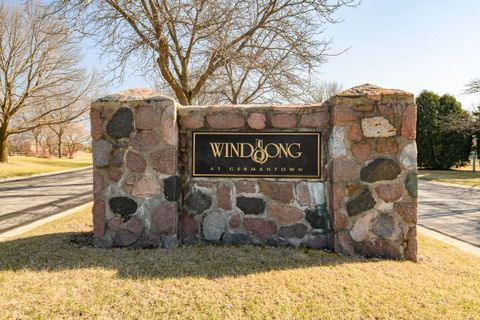 W150N10062 Windsong Cir W, Germantown, WI 53022 - #: 1911921