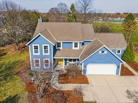 Photo of N68W14724 Prudence Dr, Menomonee Falls, WI 53051 (MLS # 1955824)