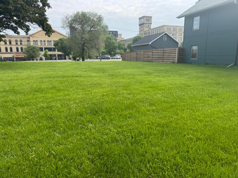 Photo of 732 W Bruce St, Milwaukee, WI 53204 (MLS # 1922428)