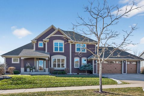 Photo of W79N417 Ridgeway Ln, Cedarburg, WI 53012 (MLS # 1948644)