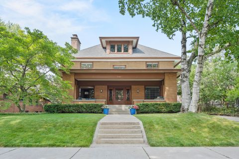 Photo of 3061 N Marietta Ave, Milwaukee, WI 53211 (MLS # 1928301)