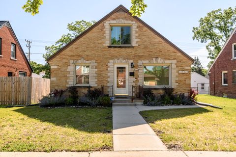 Photo of 5122 N 65th St, Milwaukee, WI 53218 (MLS # 1966153)