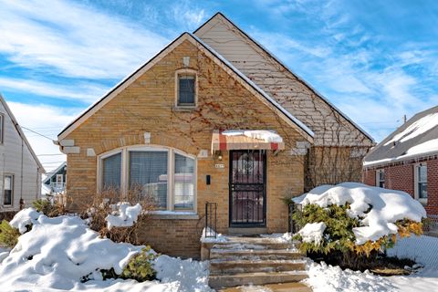 Photo of 4419 N 28th St, Milwaukee, WI 53209 (MLS # 1945030)