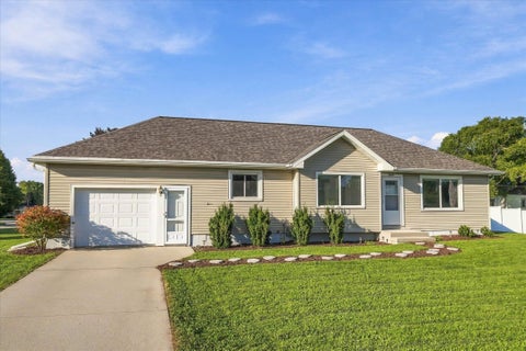 Photo of 3022 Main Ave, Sheboygan, WI 53083 (MLS # 1981779)