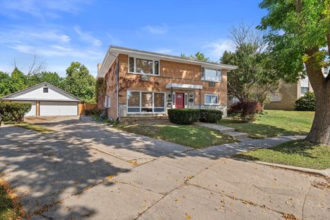 Photo of 9808 W Menomonee Park Ct, Milwaukee, WI 53225 (MLS # 1948266)