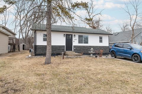 Photo of 24922 67th St, Paddock Lake, WI 53168 (MLS # 1951754)
