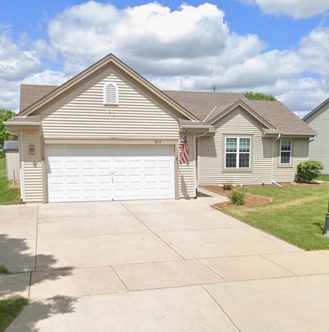 Photo of 2948 Stillwater Cir, Waukesha, WI 53189 (MLS # 1959849)