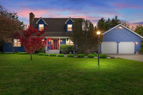 Photo of 1211 39th Ave, Kenosha, WI 53144 (MLS # 1961215)