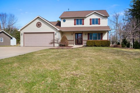 Photo of W1132 Hilltop Rd, Rubicon, WI 53078 (MLS # 1955565)