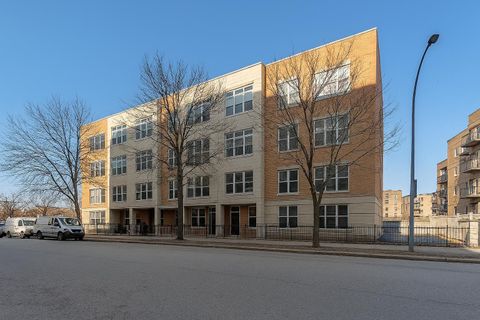 Photo of 1915 N Water St, Milwaukee, WI 53202 (MLS # 1947428)