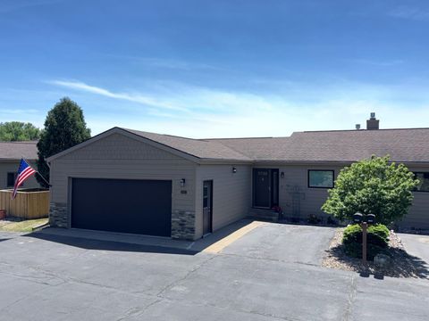 Photo of 3350 Bayside Ct, La Crosse, WI 54601 (MLS # 1964676)