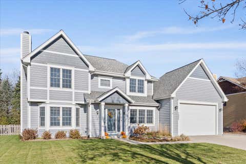 Photo of N42W7352 West Pointe Ct, Cedarburg, WI 53012 (MLS # 1944198)