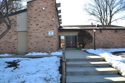 8747 N 72nd St, Milwaukee, WI 53223 - #: 1946311