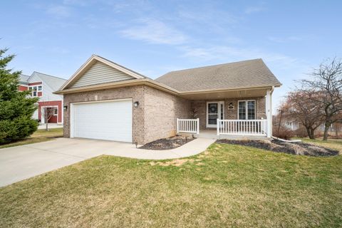 Photo of 1456 Dovetail Dr, Hartford, WI 53027 (MLS # 1957212)