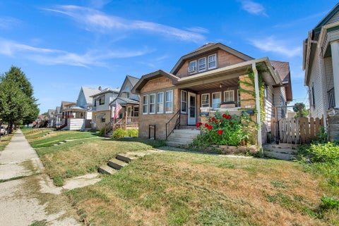 Photo of 1966 S 69th St, West Allis, WI 53219 (MLS # 1974347)