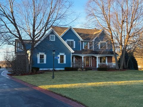 Photo of W287N6371 Broadwing Ct, Merton, WI 53029 (MLS # 1946663)