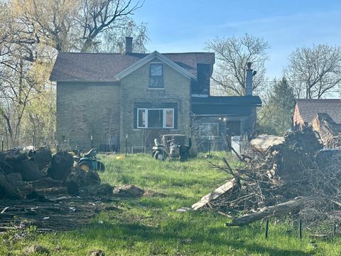 Photo of 5653 Douglas Ave, Caledonia, WI 53402 (MLS # 1959658)