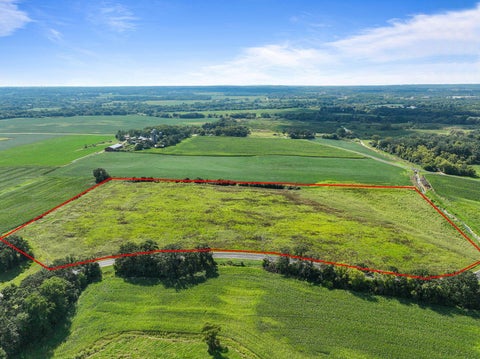 Photo of 7201 Wheatland Rd, Burlington, WI 53105 (MLS # 1979365)