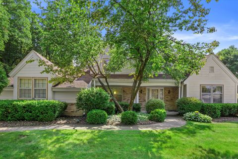 Photo of 2490 Keats Dr, Brookfield, WI 53045 (MLS # 1923363)