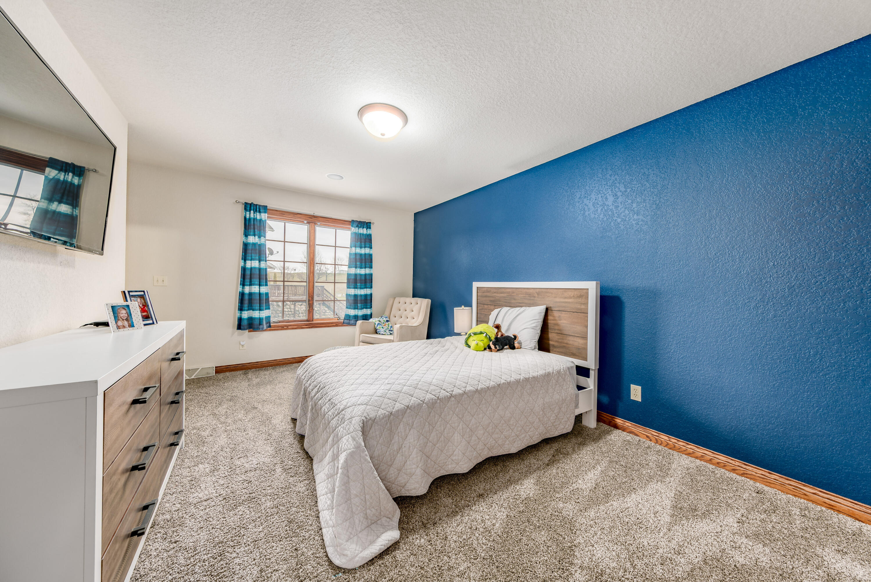 Farmington, Wisconsin 53021, United States, 5 Bedrooms Bedrooms, ,5 BathroomsBathrooms,Residential,Active,118428