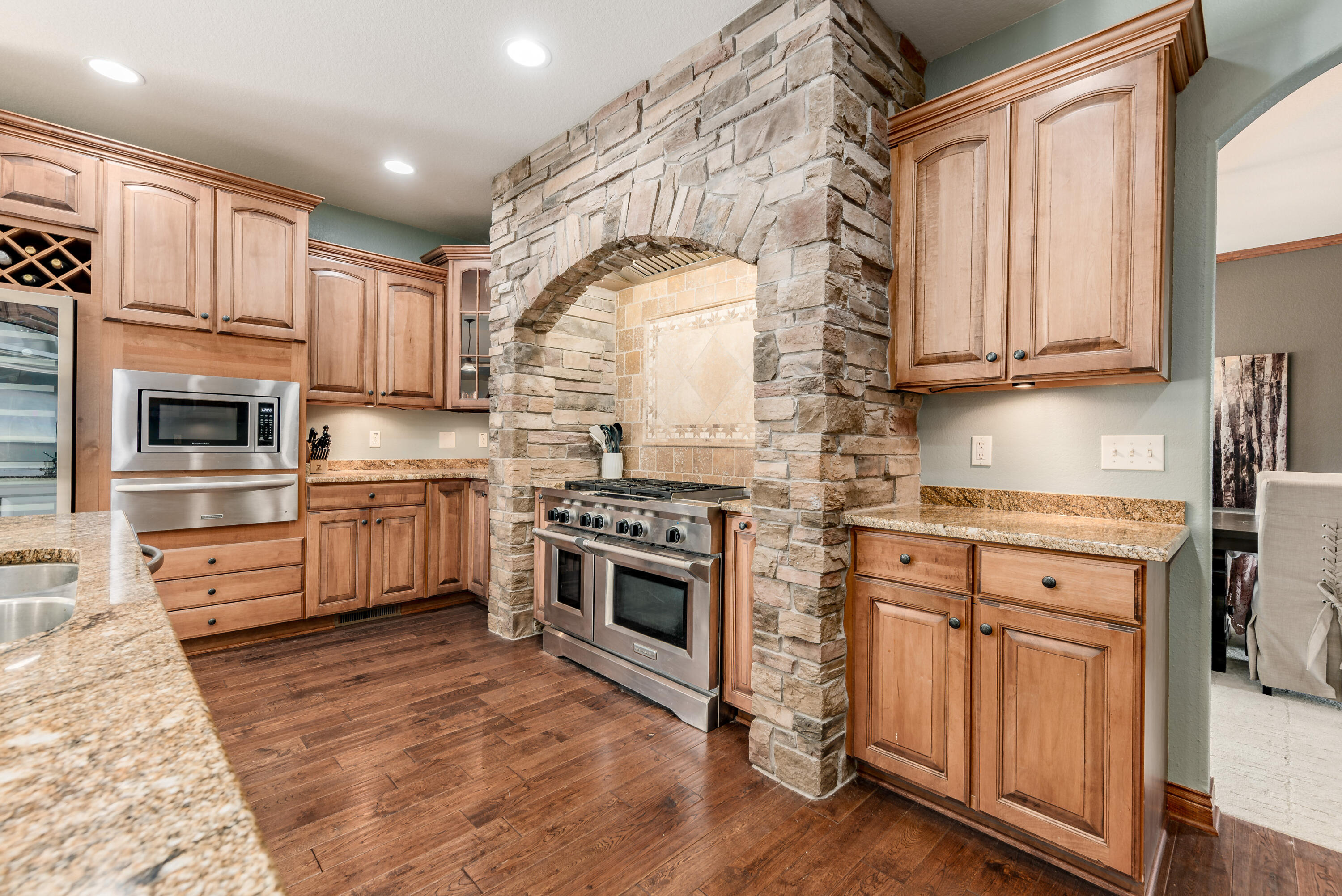 Farmington, Wisconsin 53021, United States, 5 Bedrooms Bedrooms, ,5 BathroomsBathrooms,Residential,Active,118428