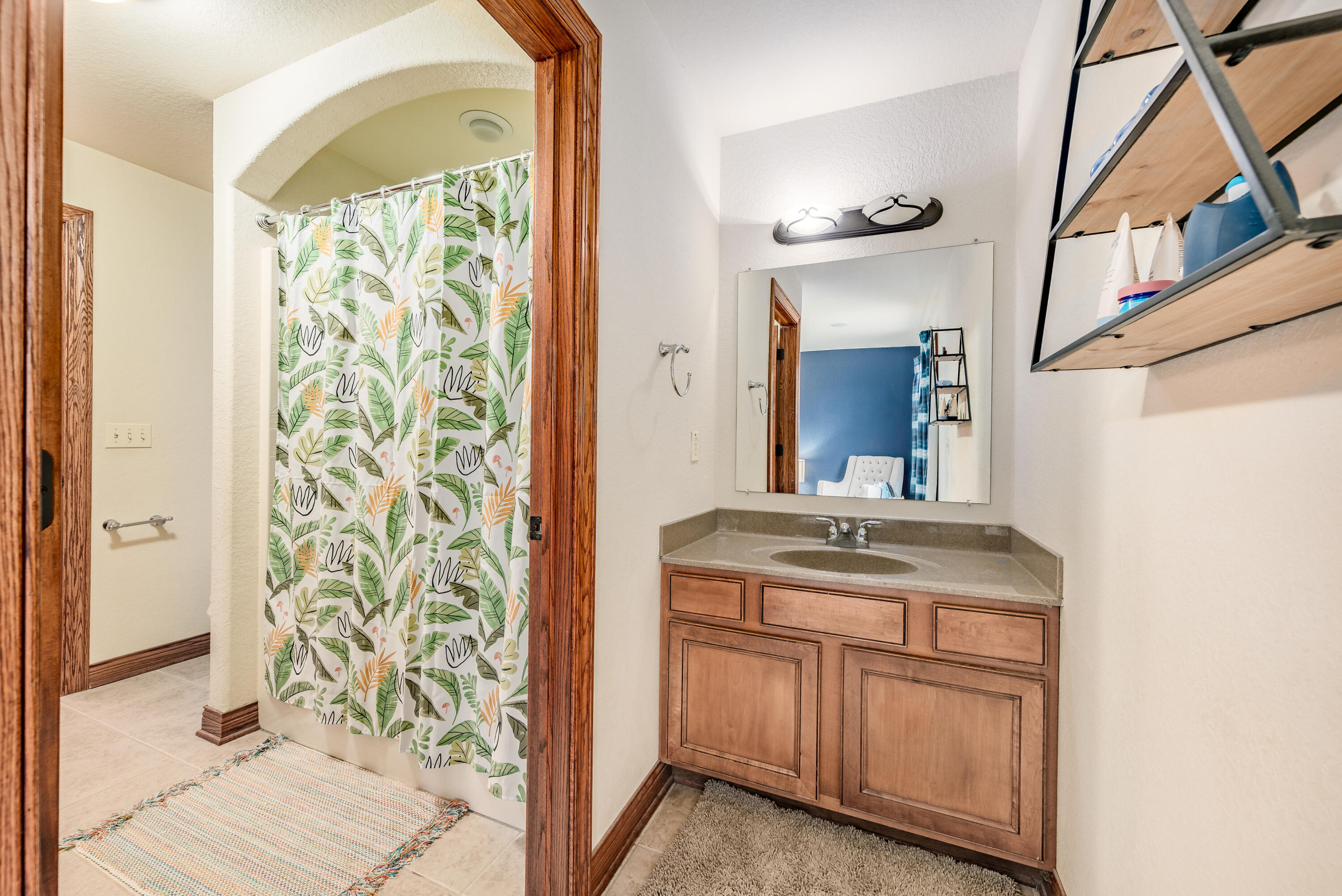 Farmington, Wisconsin 53021, United States, 5 Bedrooms Bedrooms, ,5 BathroomsBathrooms,Residential,Active,118428