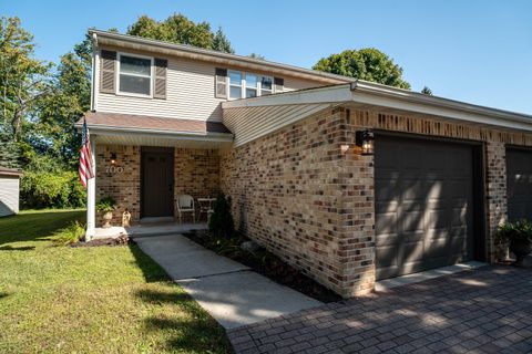 Photo of 700 S Colonial Pkwy, Saukville, WI 53080 (MLS # 1939893)