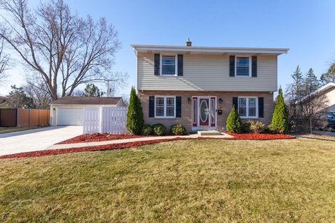 Photo of 8741 W Dallas St, Milwaukee, WI 53224 (MLS # 1956123)