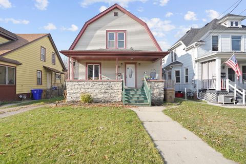 Photo of 6606 21st Ave, Kenosha, WI 53143 (MLS # 1944112)