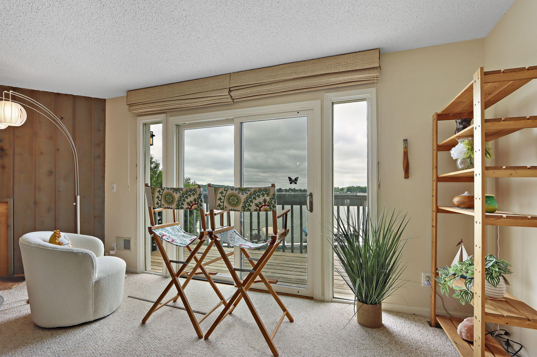 Twin Lakes, Wisconsin 53181, United States, 2 Bedrooms Bedrooms, ,2 BathroomsBathrooms,Residential,Active,191439