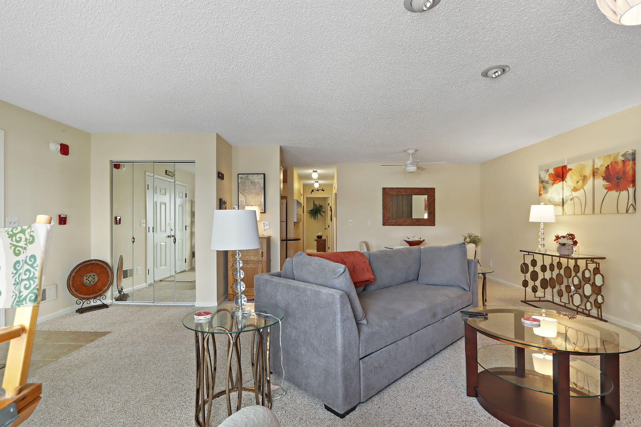 Twin Lakes, Wisconsin 53181, United States, 2 Bedrooms Bedrooms, ,2 BathroomsBathrooms,Residential,Active,191439