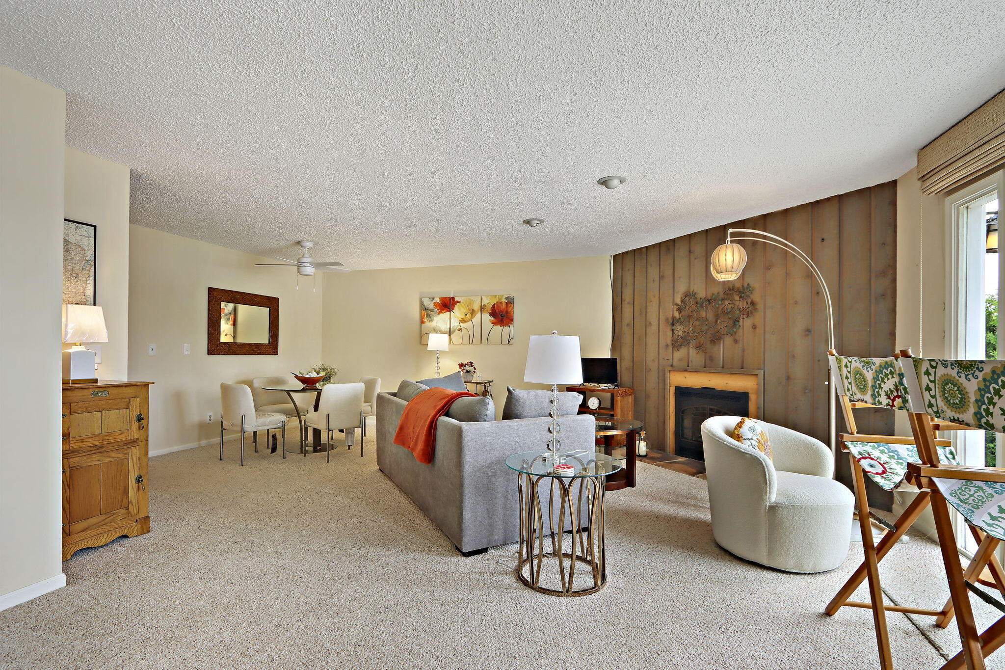 Twin Lakes, Wisconsin 53181, United States, 2 Bedrooms Bedrooms, ,2 BathroomsBathrooms,Residential,Active,191439