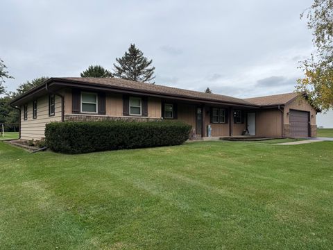 Photo of W324S4055 Bartell Ct, Genesee, WI 53189 (MLS # 1939787)