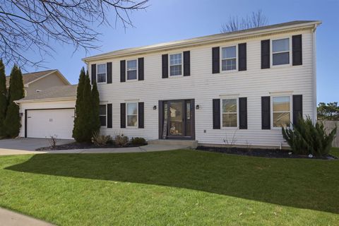 Photo of 2405 16th Pl, Kenosha, WI 53140 (MLS # 1953304)