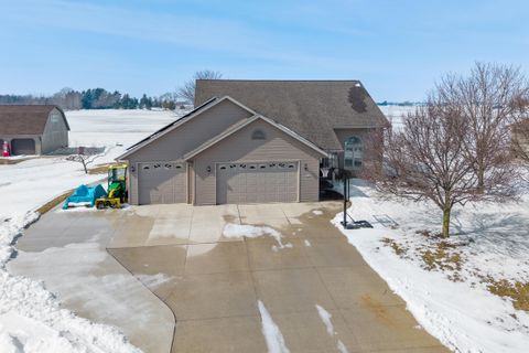 Photo of N3162 School St, Lima, WI 53085 (MLS # 1954572)