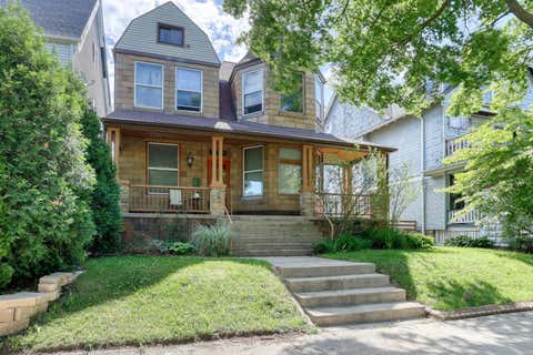 Photo of 546 N 32nd St, Milwaukee, WI 53208 (MLS # 1967479)